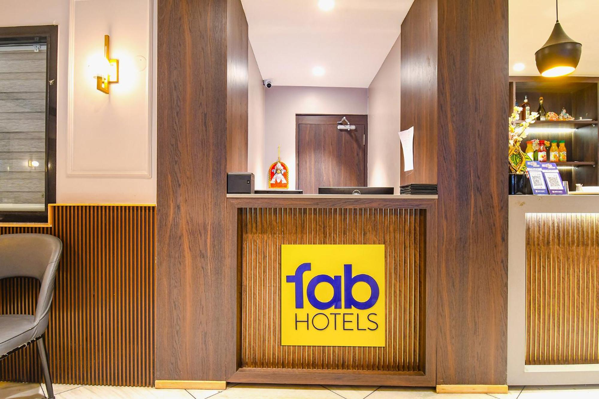 כלכותה Fabhotel Kitchen Q Inn - Belaghata מראה חיצוני תמונה