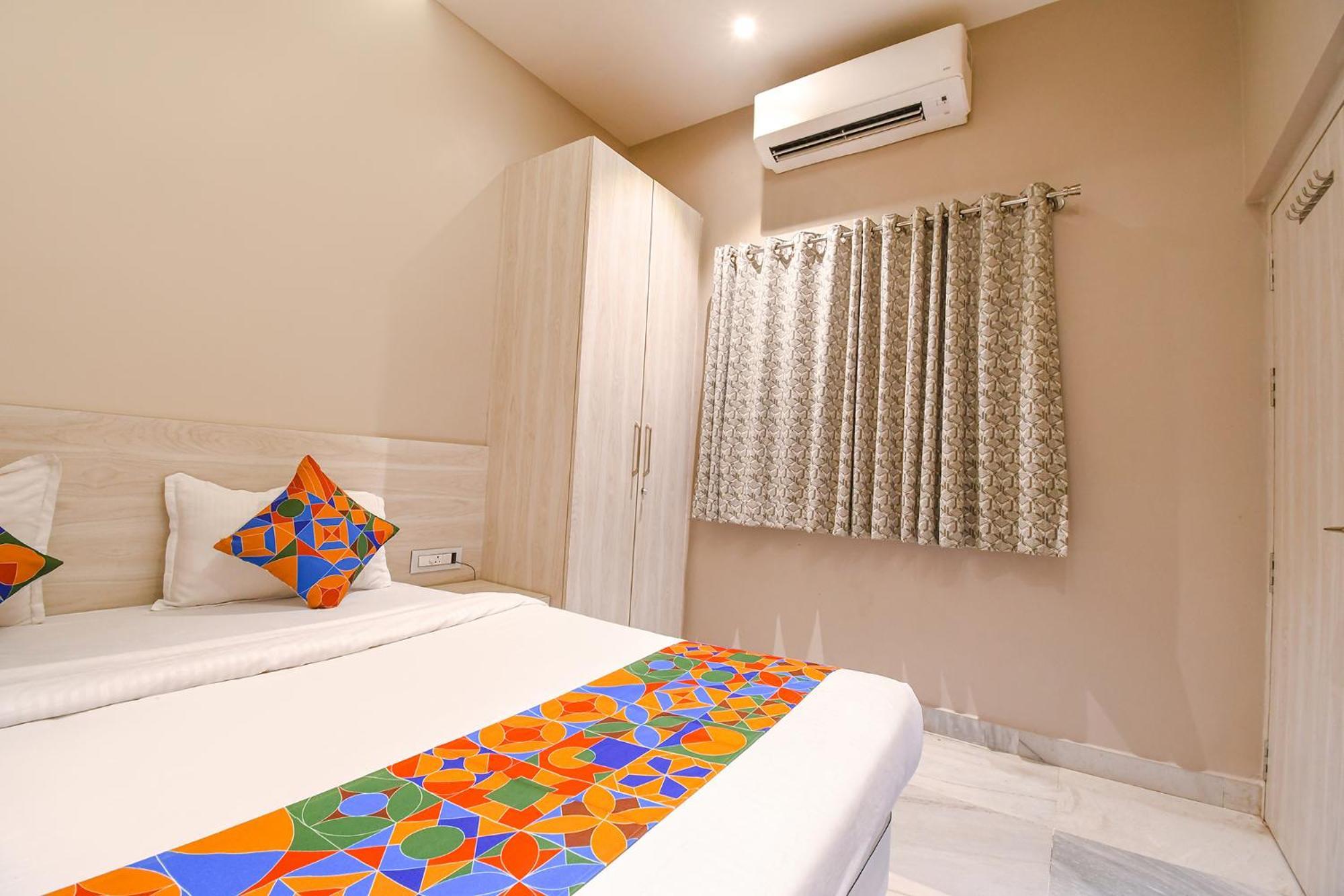 כלכותה Fabhotel Kitchen Q Inn - Belaghata מראה חיצוני תמונה