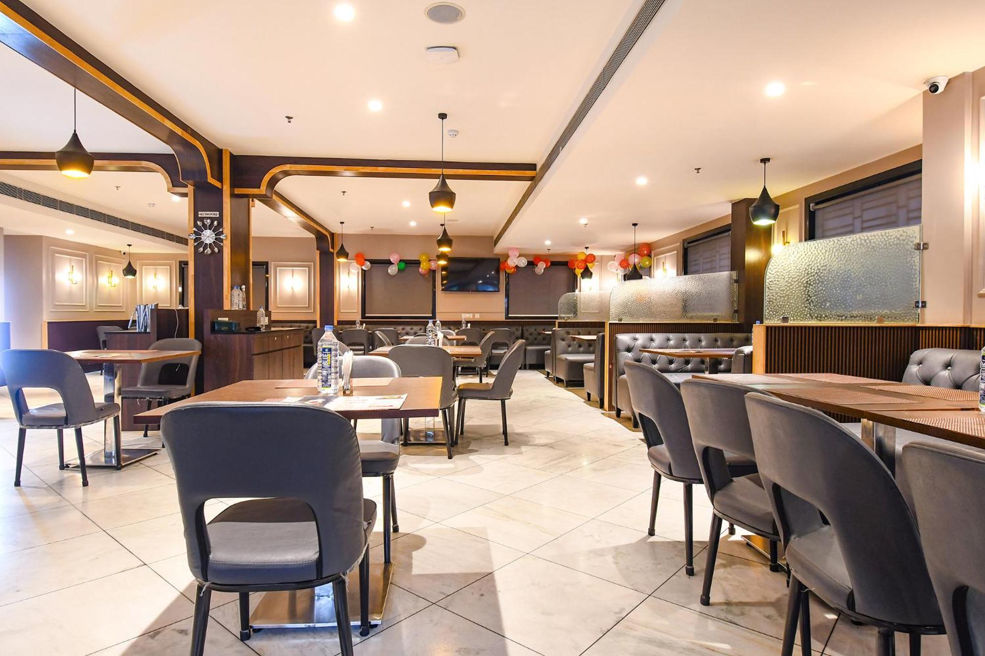 כלכותה Fabhotel Kitchen Q Inn - Belaghata מראה חיצוני תמונה