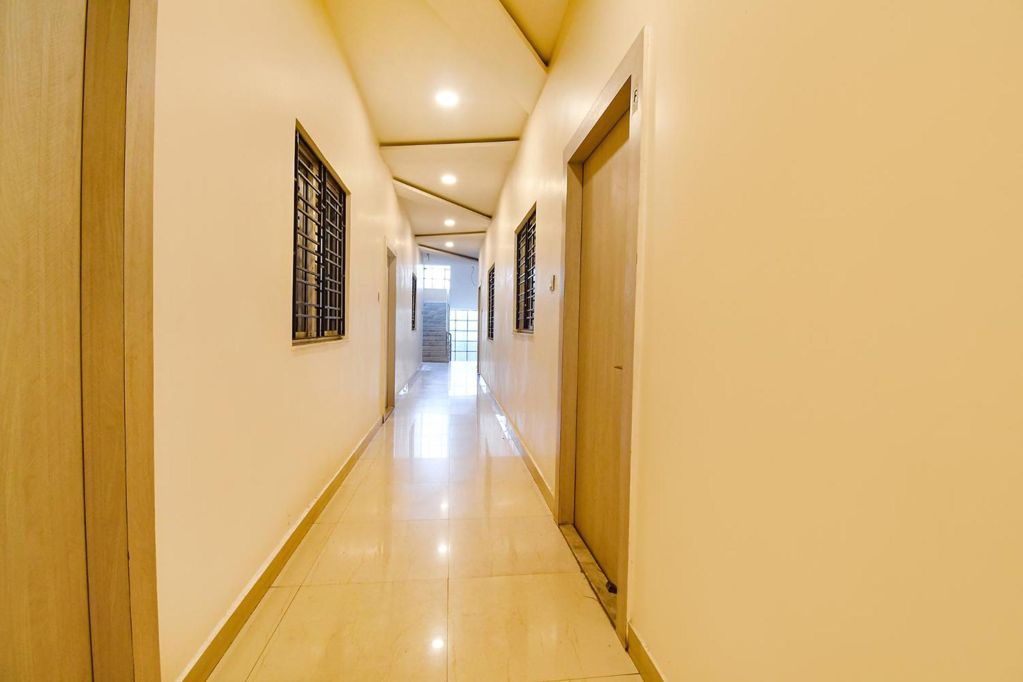כלכותה Fabhotel Kitchen Q Inn - Belaghata מראה חיצוני תמונה